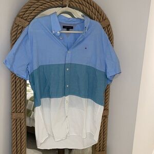 Men’s Tommy Hilfiger Colorblock Button-down